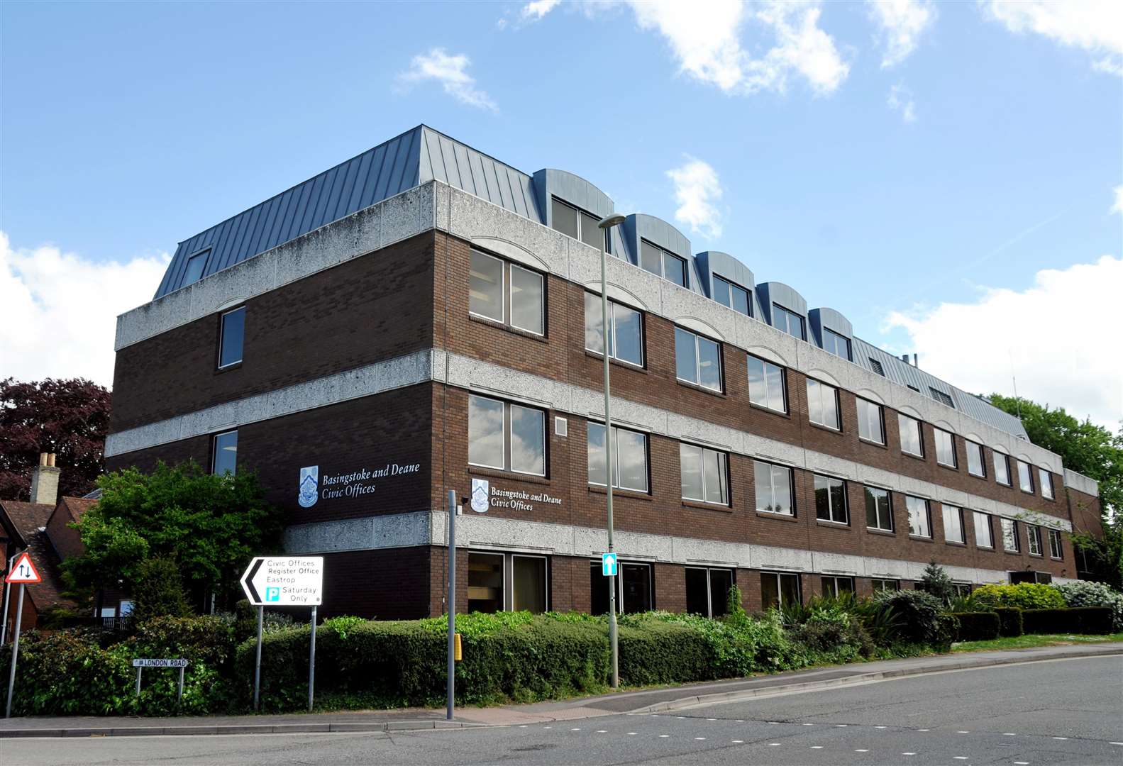 Weekly Grey Bin Collections Set to End in Basingstoke and Deane