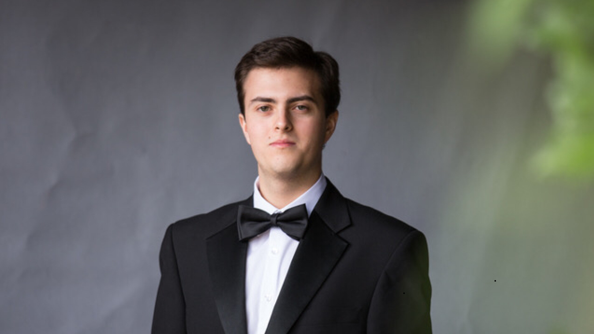 Renowned Tenor Gregory Steward to Perform in Overton