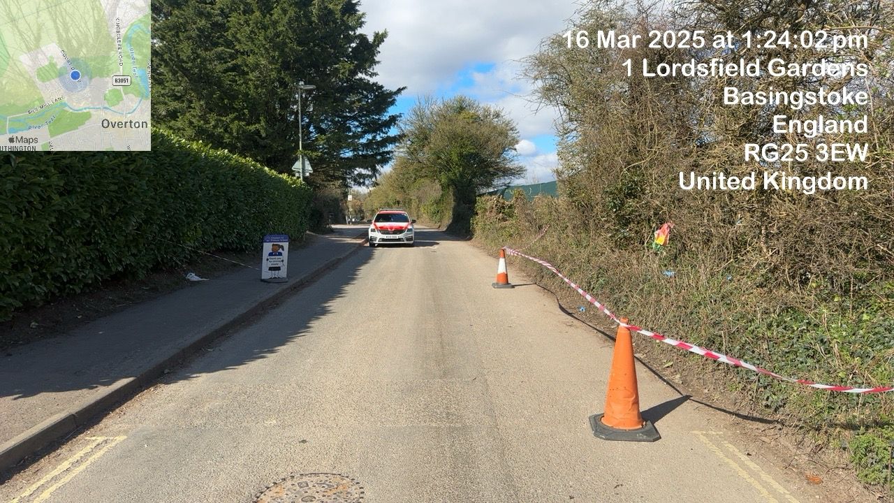 BREAKING: Incident near Overton Primary School as Substance Thrown Over Vehicles